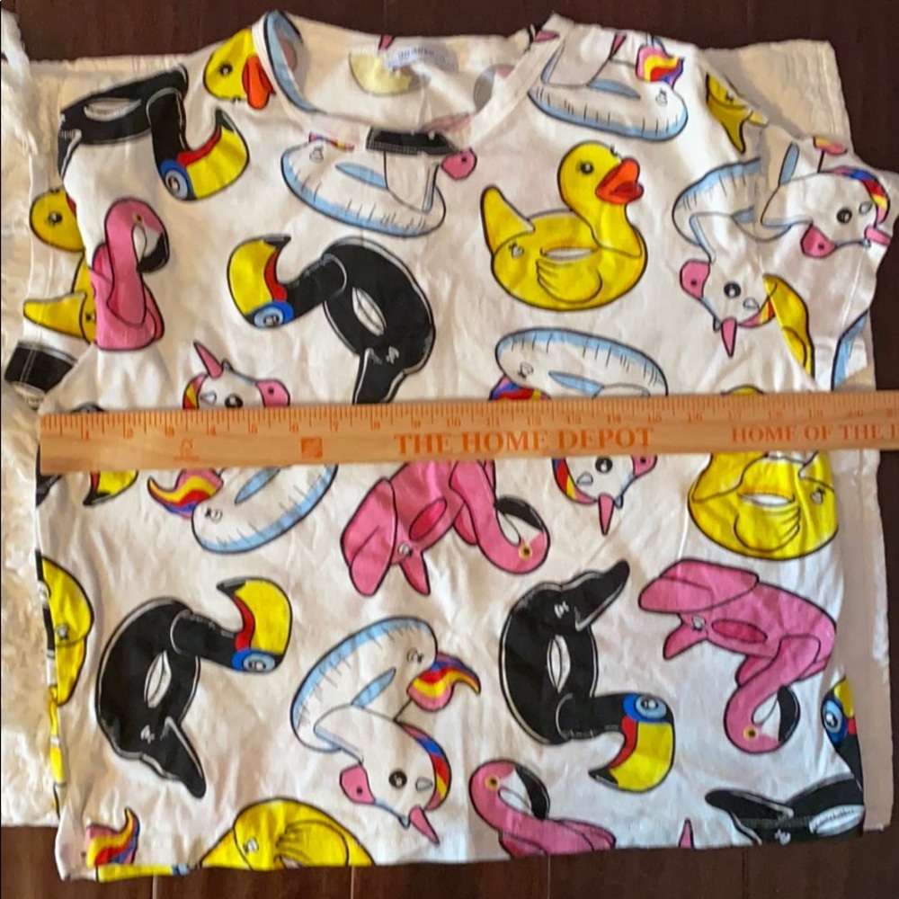 Zara Pool Floatie Tee - Picture 4 of 5